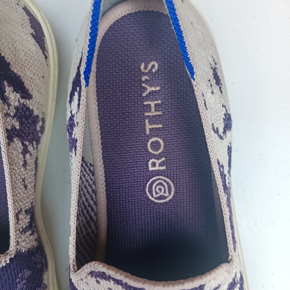 Rothy's The Original Slip-On Sneaker in the Ocean Iris Shibori Tie-Dye Size 10 - Picture 5 of 11